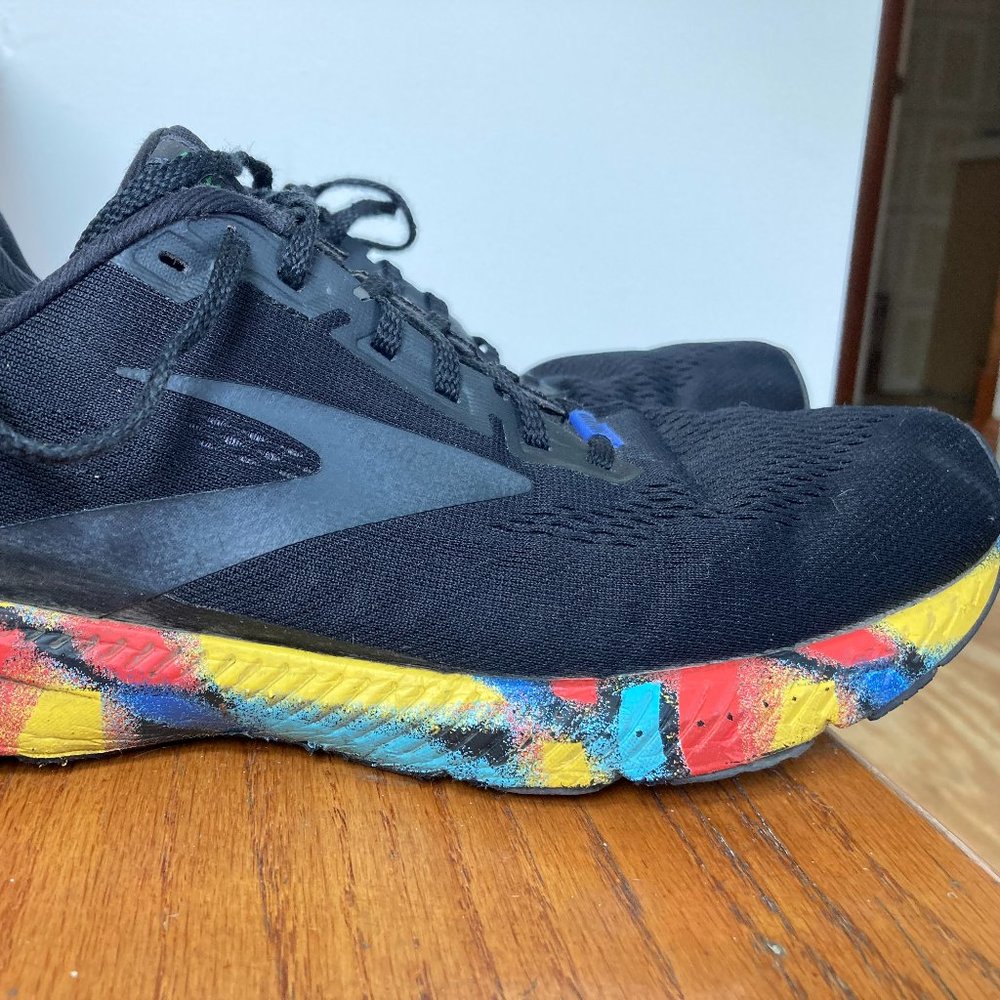 Brooks Launch Mens Sz 10